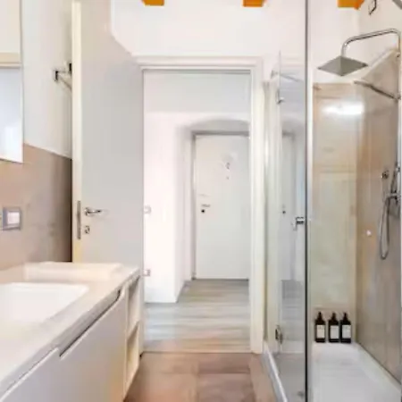 Apartment Luxury Lakeview Loft Baveno