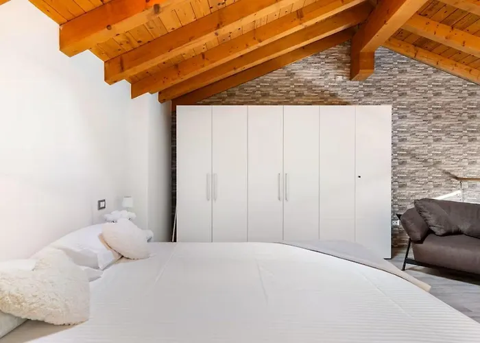 Apartmán Luxury Lakeview Loft *